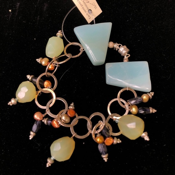 Women sterling silver/semi precious bracelet - Picture 2 of 2